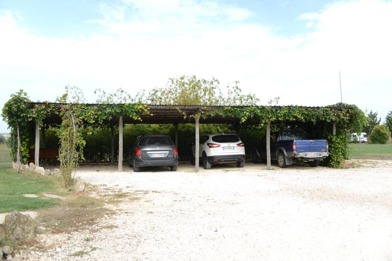 Gasthaus Casa Daniele Canino Exterior foto
